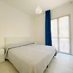 Apartment Augustus - Piazza Mazzini - Vicino Al Mare - Immobil Relax *