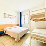Apartment Augustus - Piazza Mazzini - Vicino Al Mare - Immobil Relax