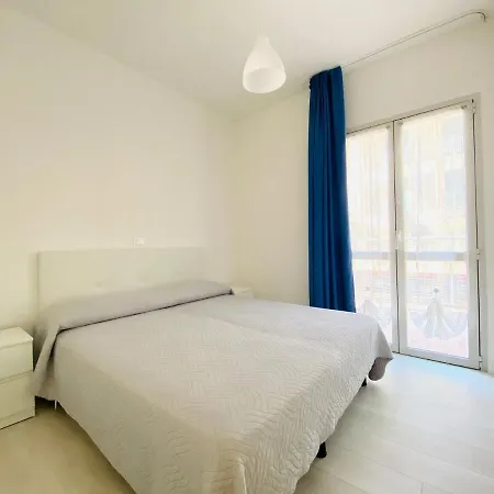 Appartamento Augustus - Piazza Mazzini - Vicino Al Mare - Immobil Relax *
